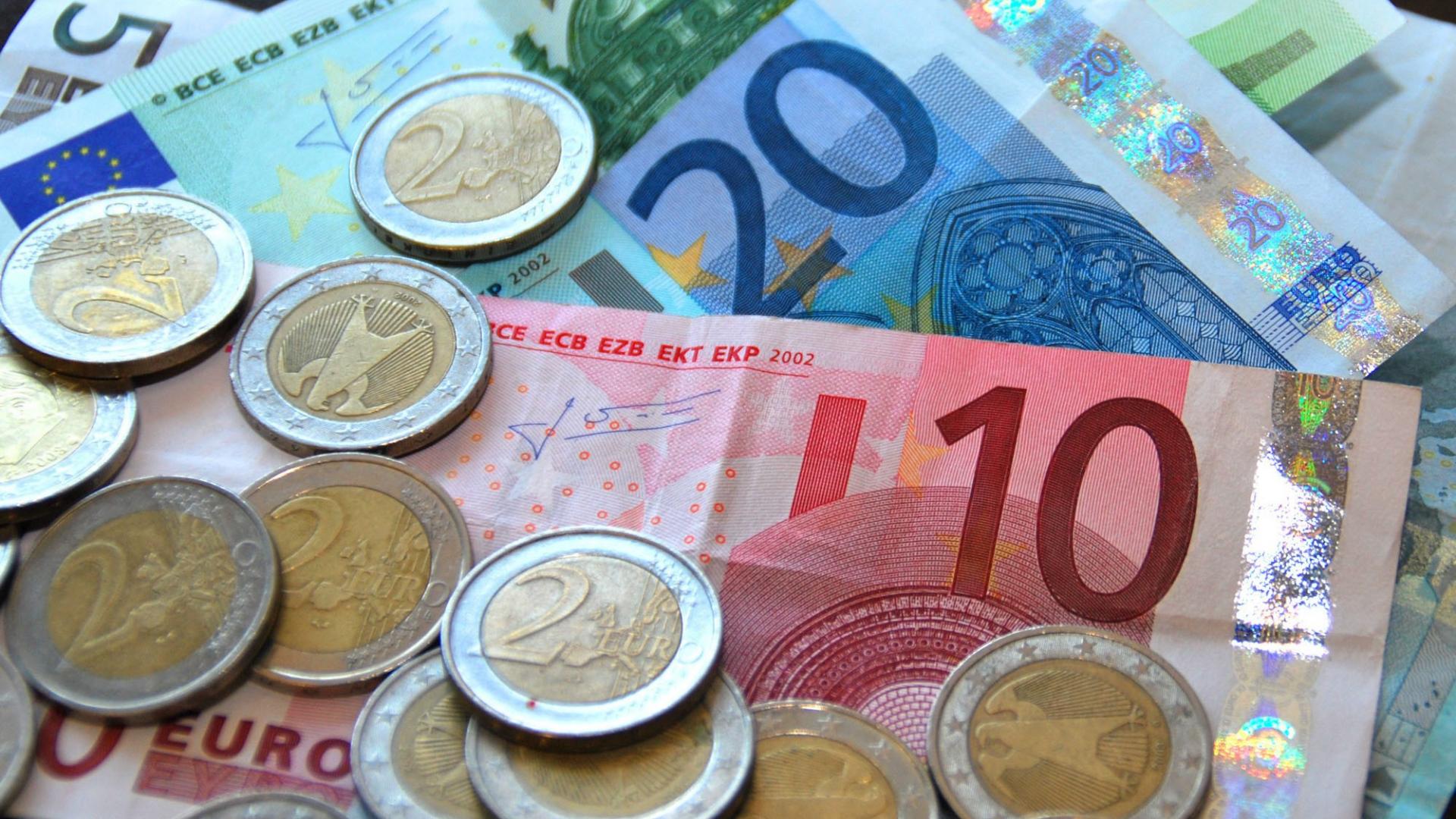 geld-money-euros.jpg
